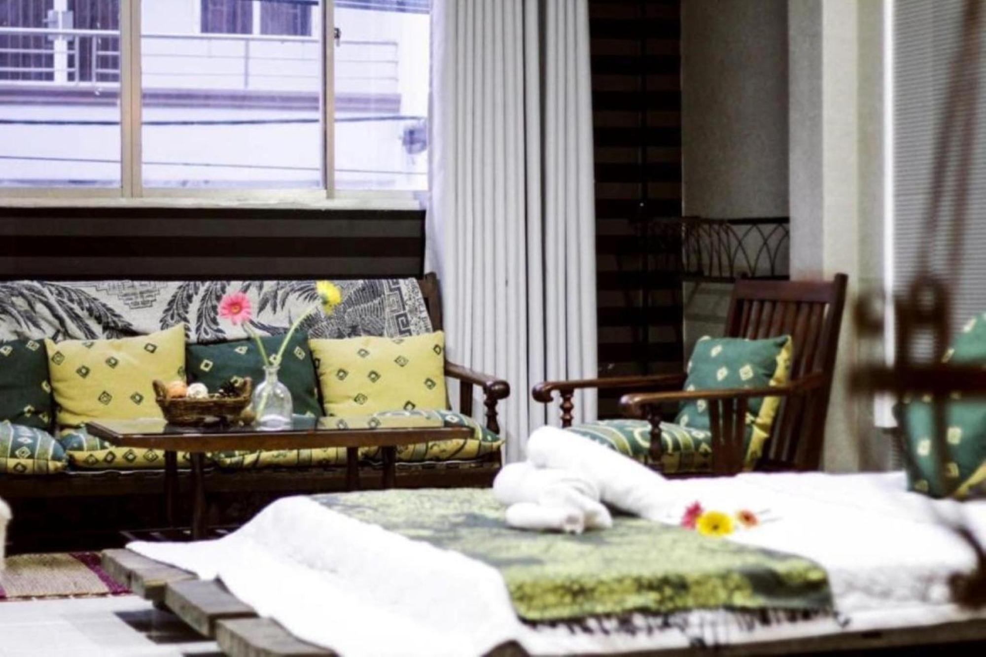 Nha Saigon Homestay&coffee *